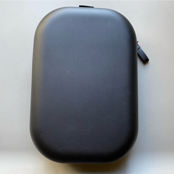 Bose Silver On-Ear Headphones - Picture 10 of 10